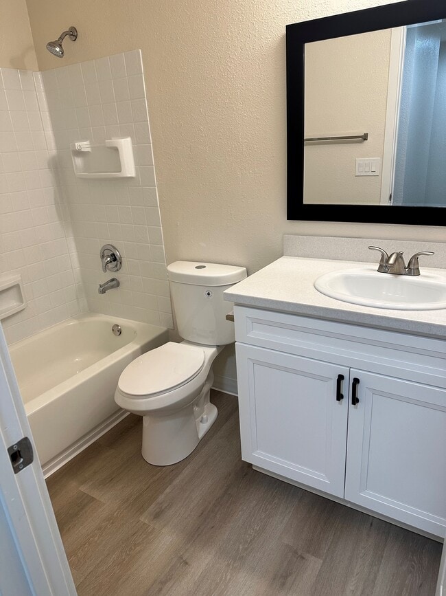 Westhampton Apartments For Rent in Federal Way, WA