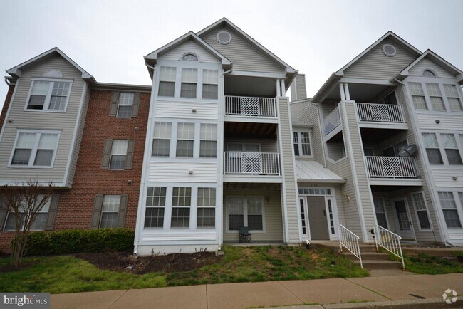 Building Photo - 2458 Apple Blossom Ln Unit 202 Rental