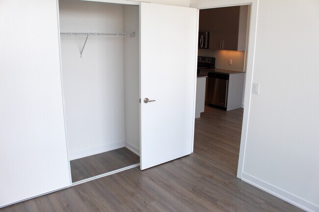 Photo - 85 Duke St W