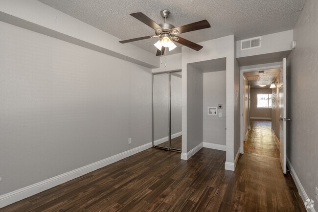 1BR, 1BA - A3R - Bedroom