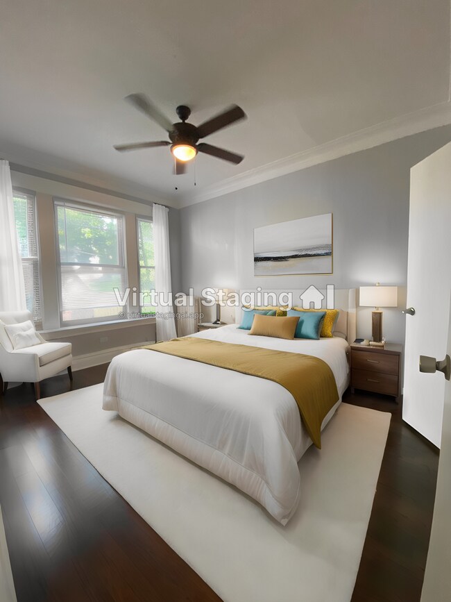 1222 W Rosemont - 4 bedroom