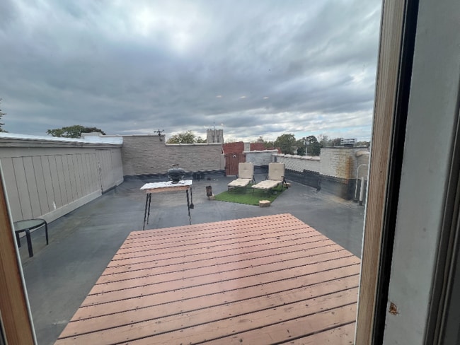 Photo - 810 Erie Ave Unit 5