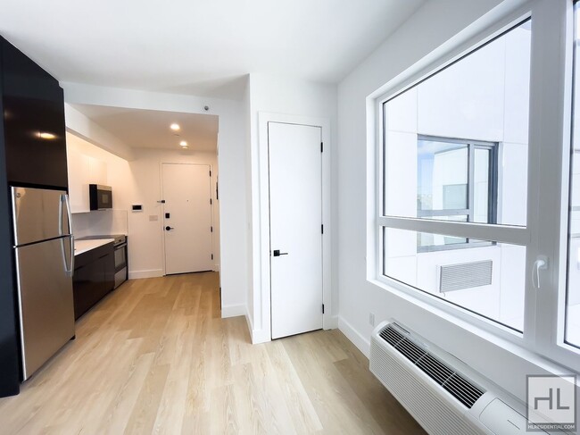 Crown Heights / Sunlit Studio 1-Bath / New... - Crown Heights / Sunlit Studio 1-Bath / New... Apartment Unit 8E