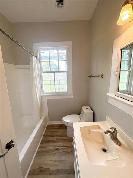 Photo - 1722 Hermosa St