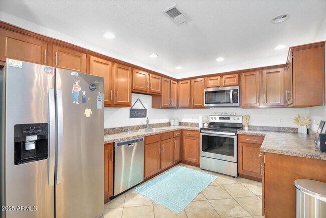 Building Photo - 15252 N 100th St Unit 2141 Rental