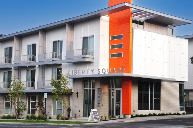 Photo - Liberty Square
