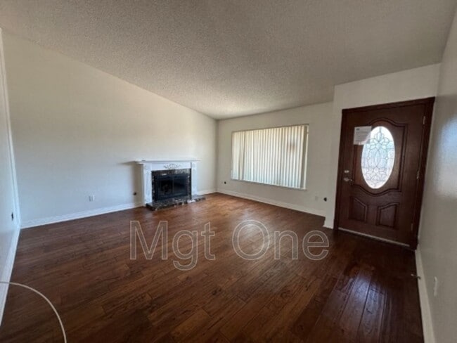 Photo - 23672 Suncrest Ave