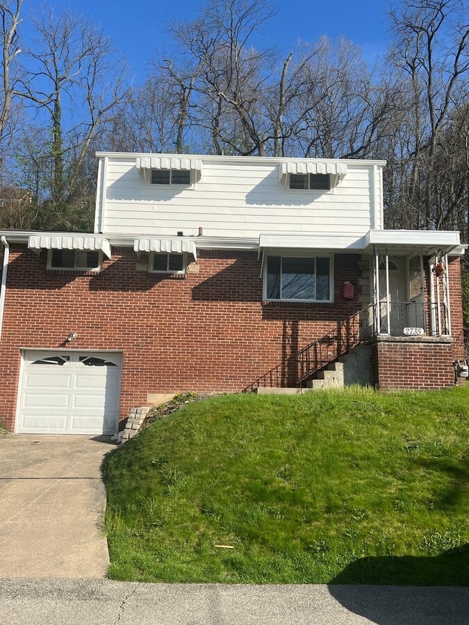 Photo - 2735 Bellingham Ave House