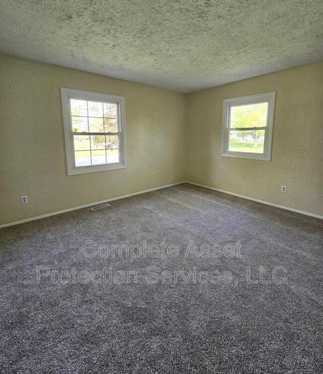 Photo - 412 Nantucket Rd