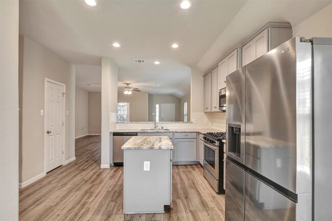 Building Photo - 10029 Ocelot Ct