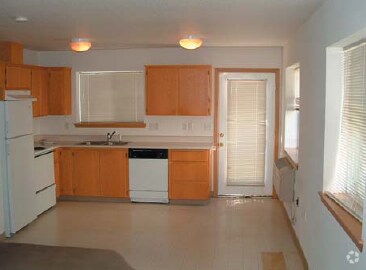 Photo - Beverly Rose Terrace Apartments