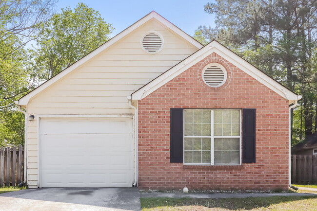 Photo - 1486 Foxwood Dr House
