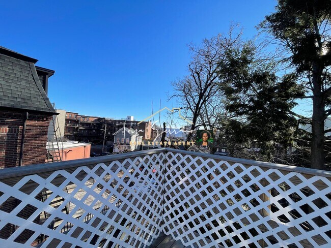 Photo - 39 Beacon St Unit 3