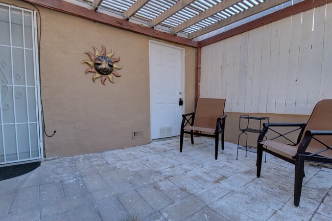 Front porch - 2525 Idalia Ave Unit B