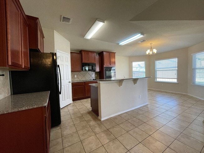 Photo - 4-Bedroom House for Rent in Killeen, TX