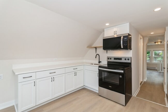 Photo - 5002 W Gunnison St Unit 3