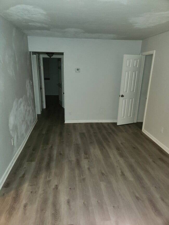 Photo - 308 31st W St Unit F