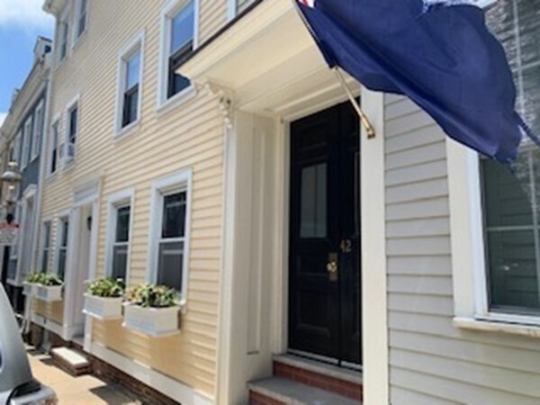 Photo - 42 Pleasant St Unit 1