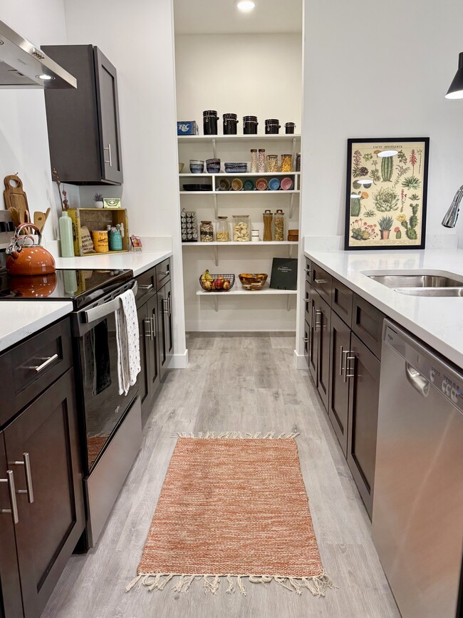 Huge Pantry - Point Gardens Apartments