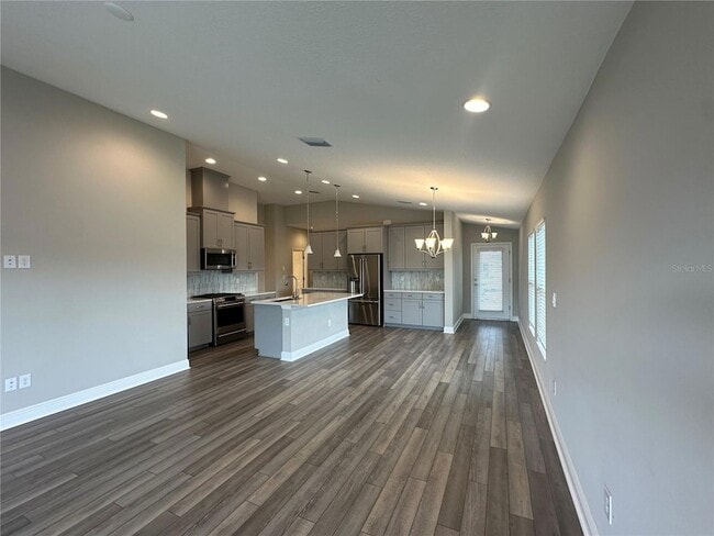 Photo - 12569 Oak Hill Way