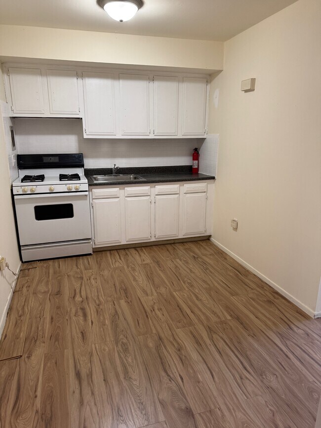 Photo - 6419 Tulip St Unidad Tulip Street 2nd Floor