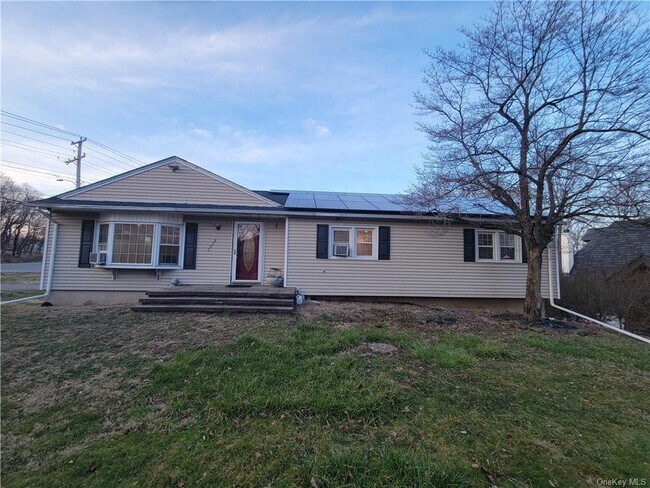 Photo - 1038 River Rd House