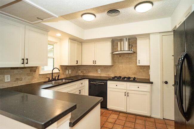 Photo - 4522 Briarbend Dr
