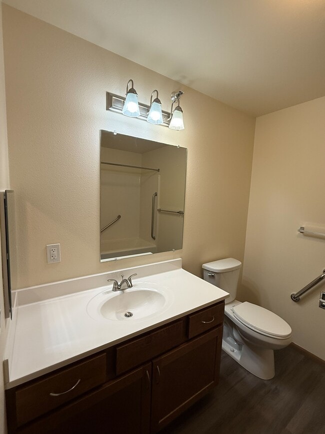 Bathroom-1 Bed-300