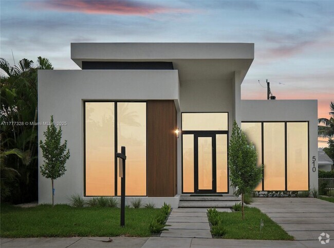 Building Photo - 510 NW 50th St Rental