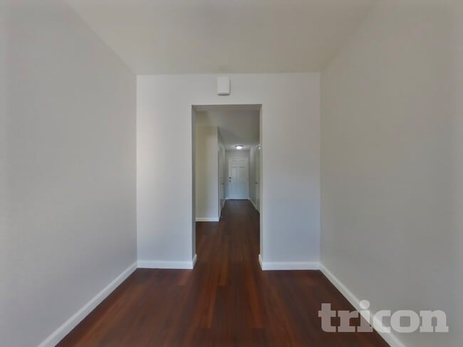 Photo - 5294 Acacia Way