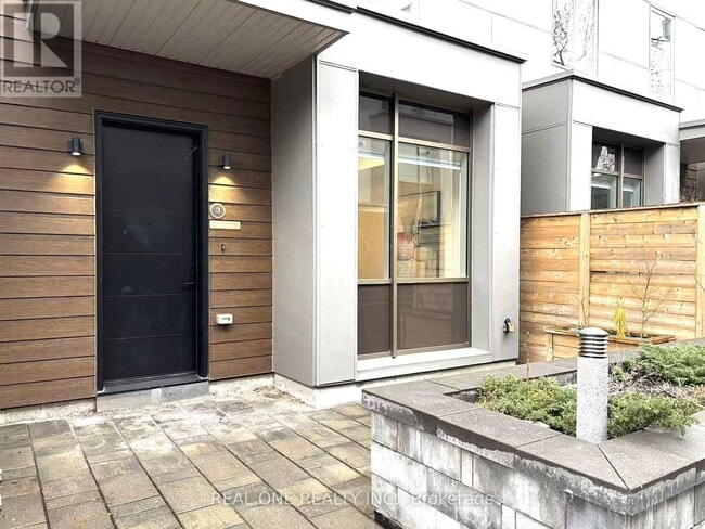 Photo - 35 Dervock Crescent