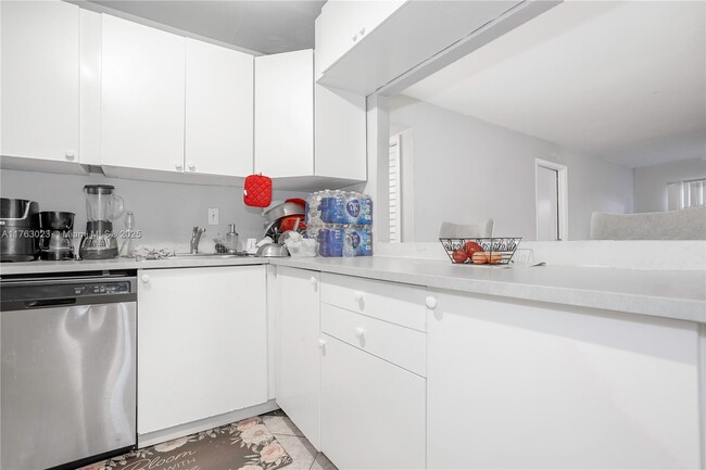 Photo - 941 NW 45th St Condo Unit 7