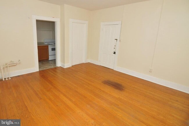 Photo - 515 N Loudoun St Unit 3