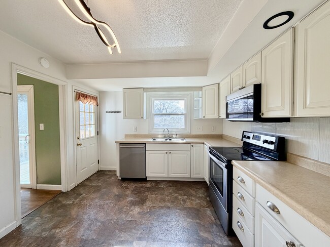 Photo - 1109 W Kirby Ave