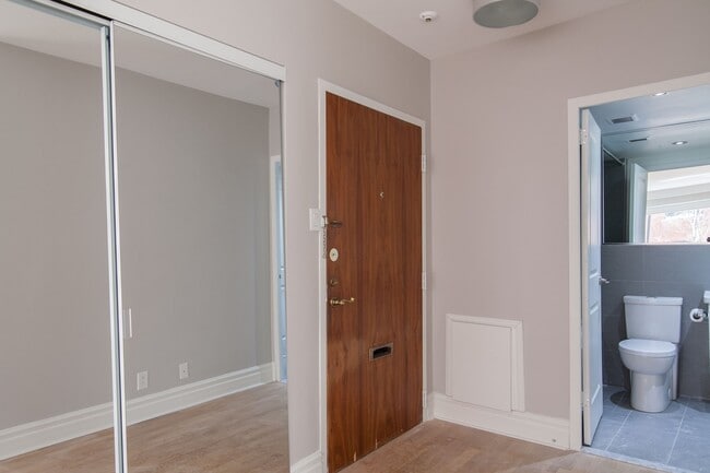 Photo - 4555 Av. Bonavista Unité 115