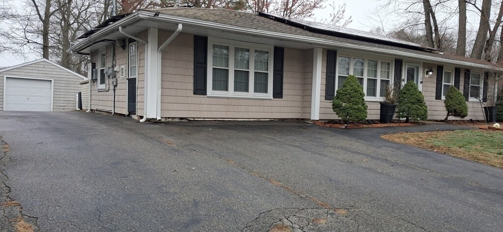 Photo - 15 Cerel Cir