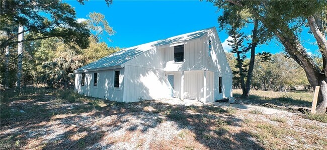 Building Photo - 13250 Apaloosa Ln Rental