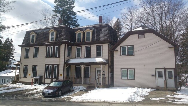 Building Photo - 199 Veazie St Unit 2