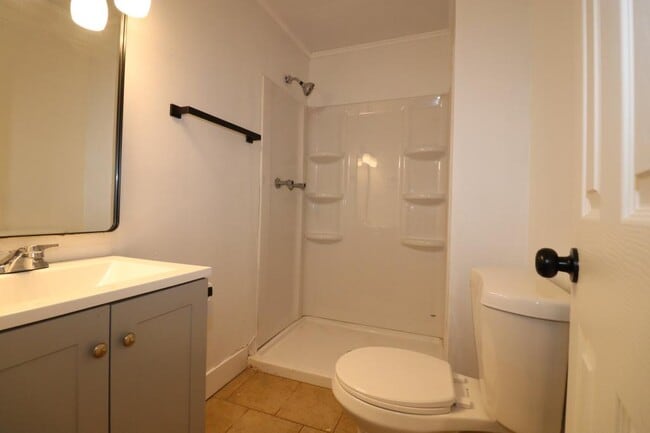Photo - 21 Larue St