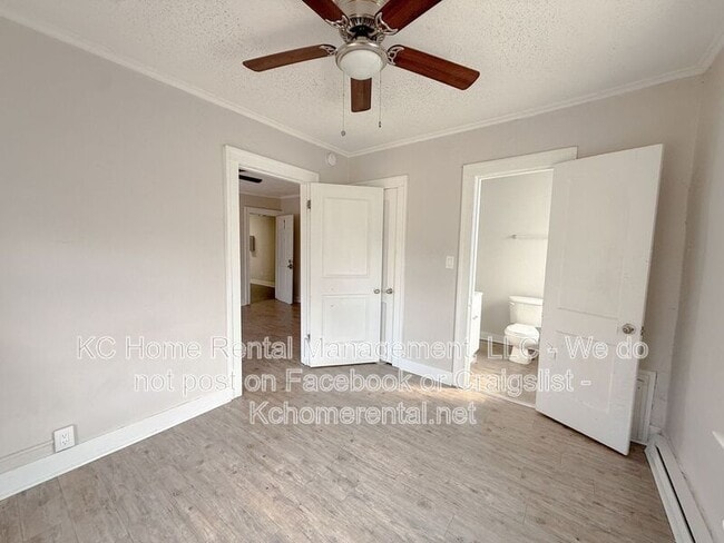 Photo - 305 Gladstone Blvd