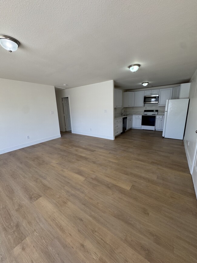 Photo - 1830 Pershing Ave