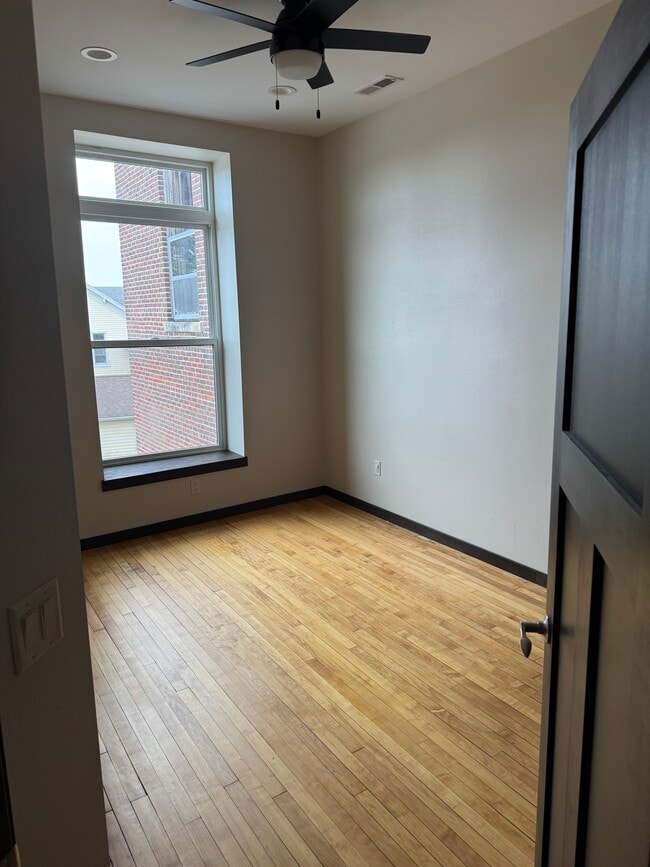 Photo - 201 1st Ave W Unit #1