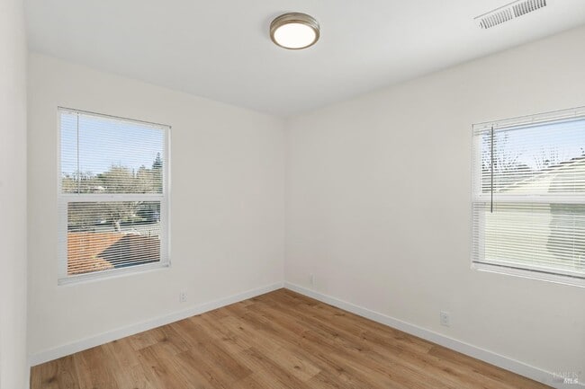 Photo - 8 Corte Dorado