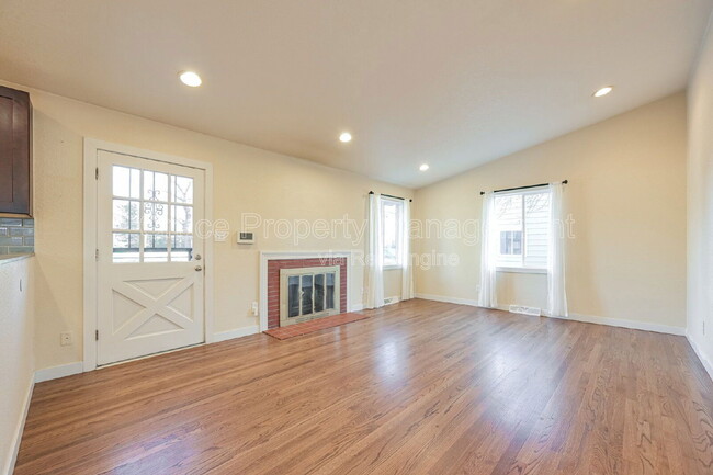 Photo - 1949 S Kearney Way