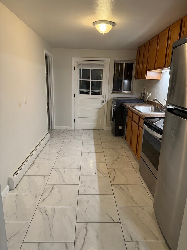 Building Photo - 1410 S Ash St Unit #1