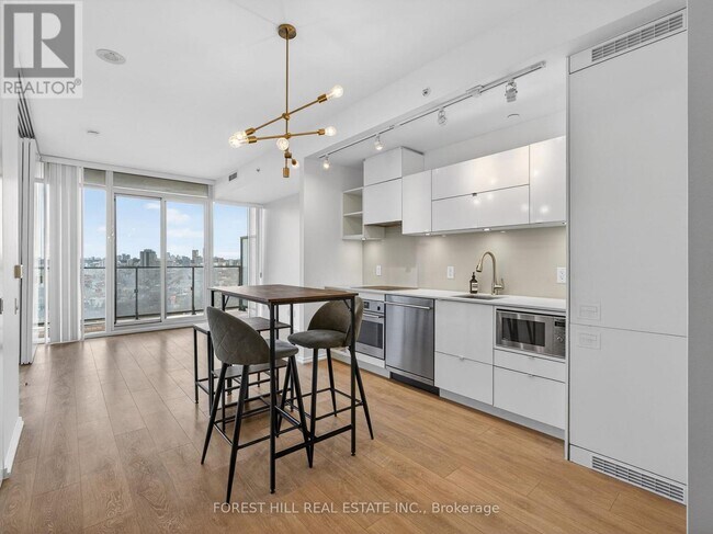 Photo - 125 Peter St Unit 1704