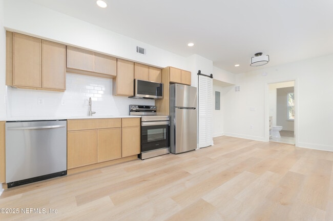 Photo - 1628 Walnut St Unit 2