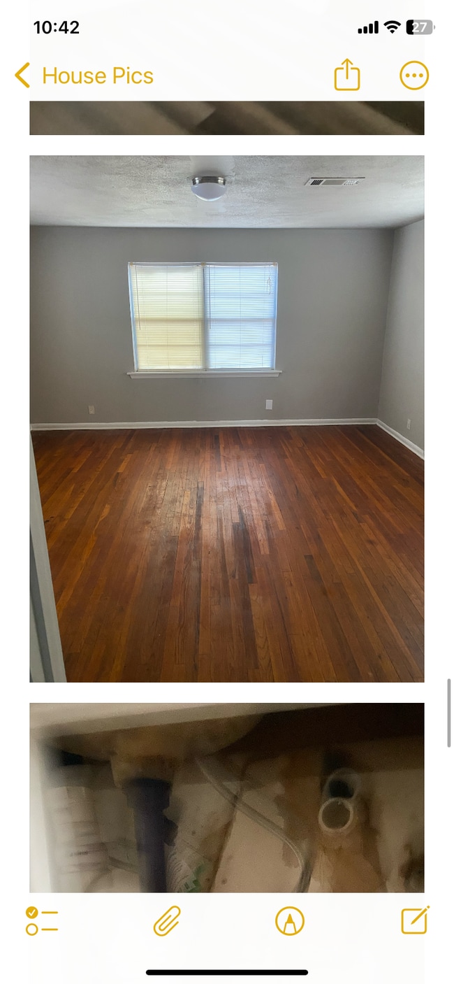 Photo - 123 Wingate St