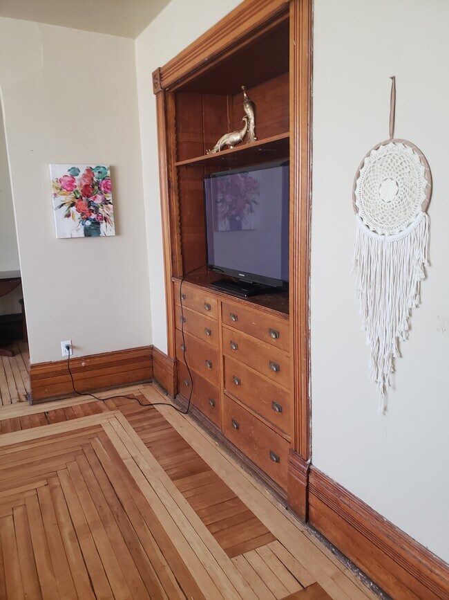 Photo - 107 E Monroe St Unidad 4