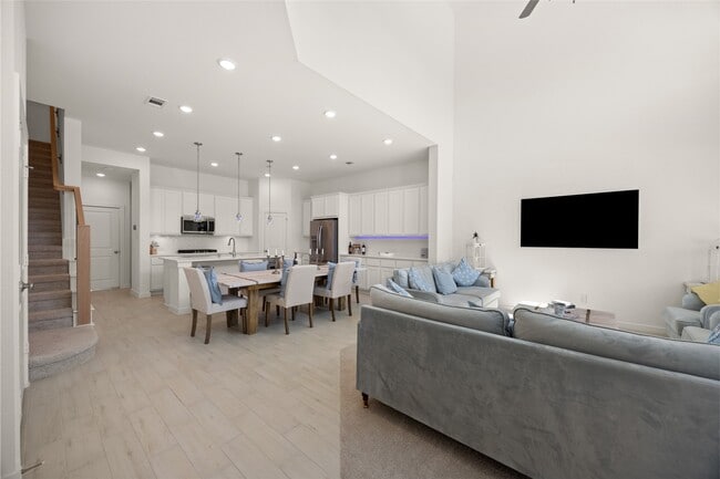 Photo - 19730 Curved Steel Dr